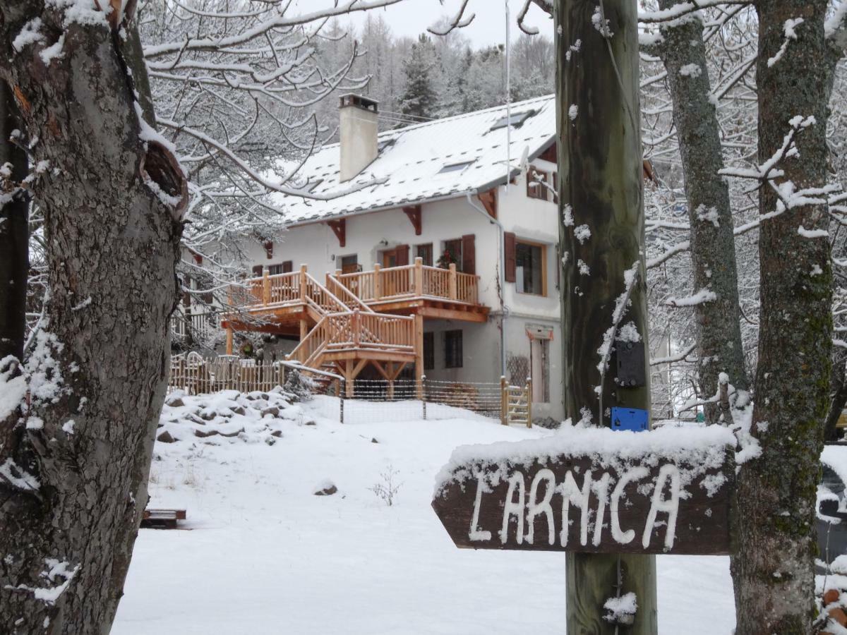 Maison D'Hotes L'Arnica La Bréole エクステリア 写真