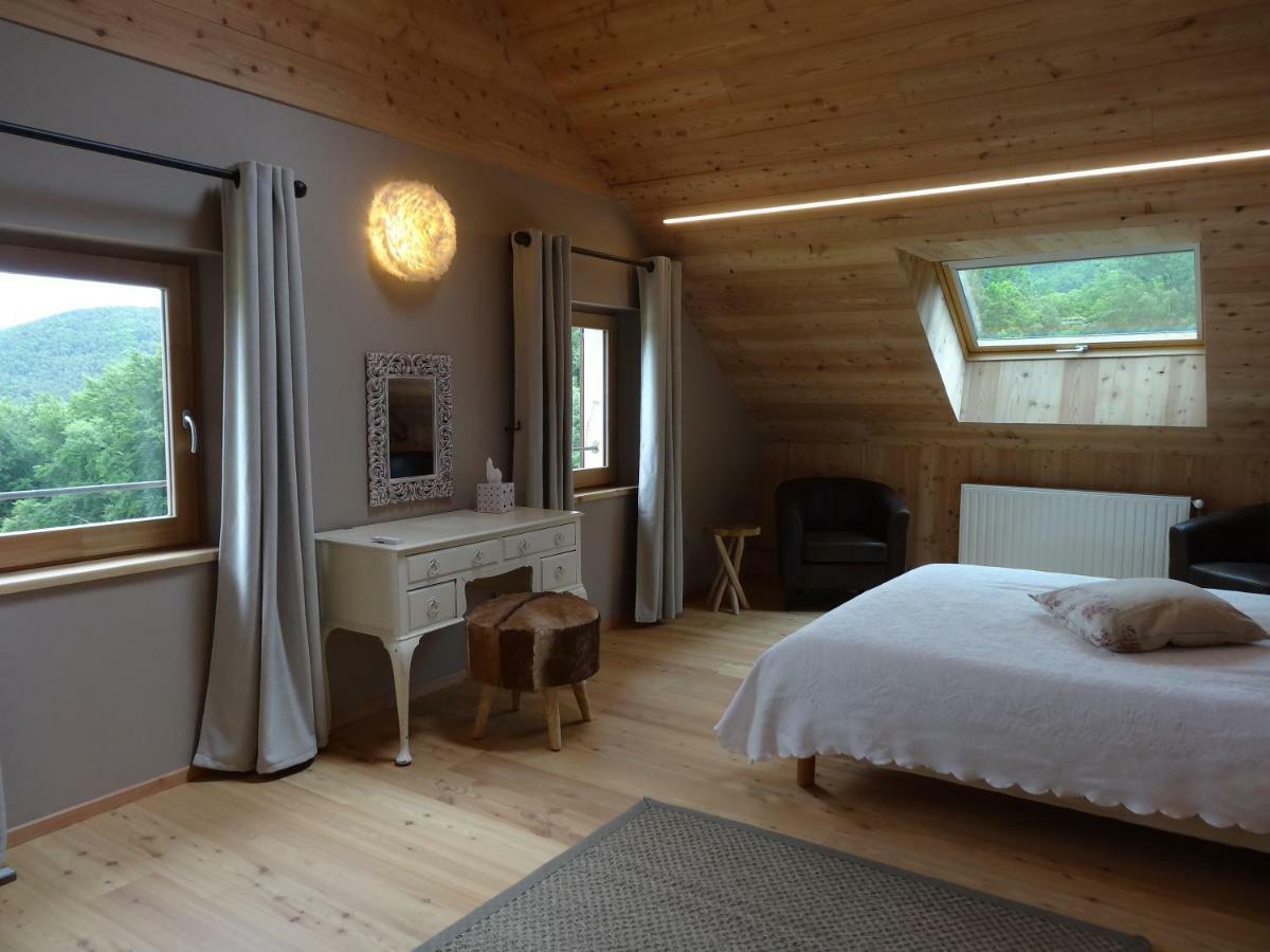 Maison D'Hotes L'Arnica La Bréole エクステリア 写真